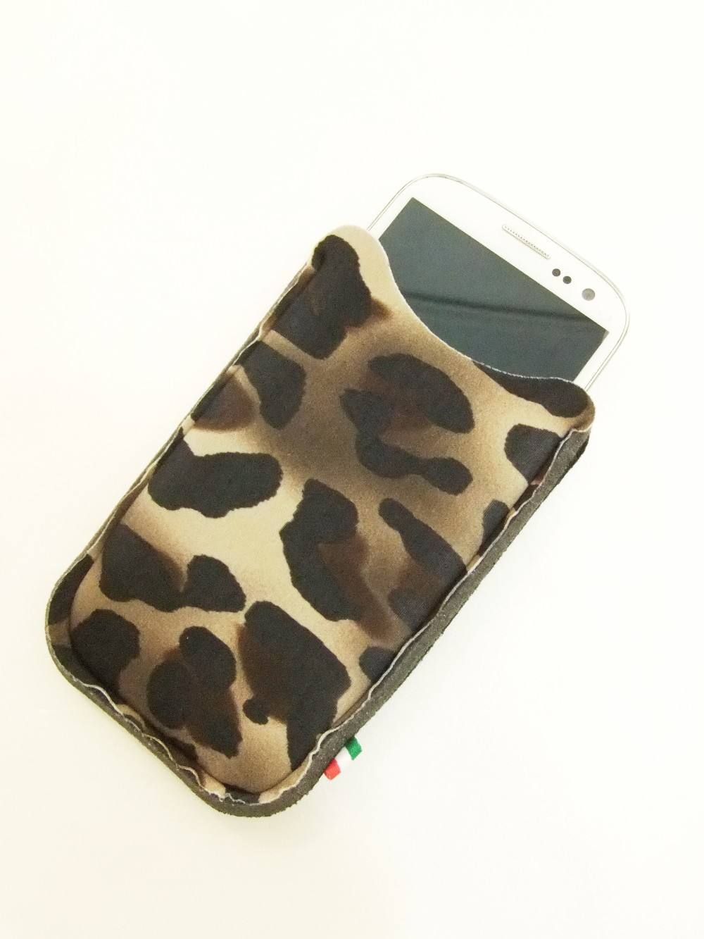 LIMITED & SPECIAL EDITION // ANIMALIER (COVER I PHONE)