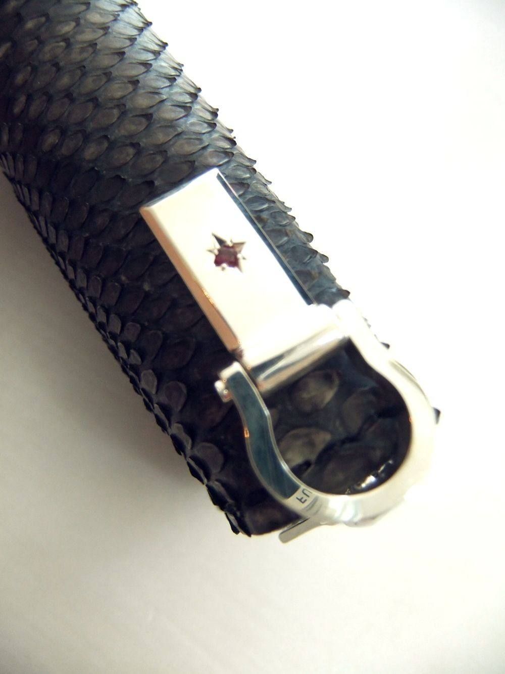 PYTHON 384-05(GRAY)