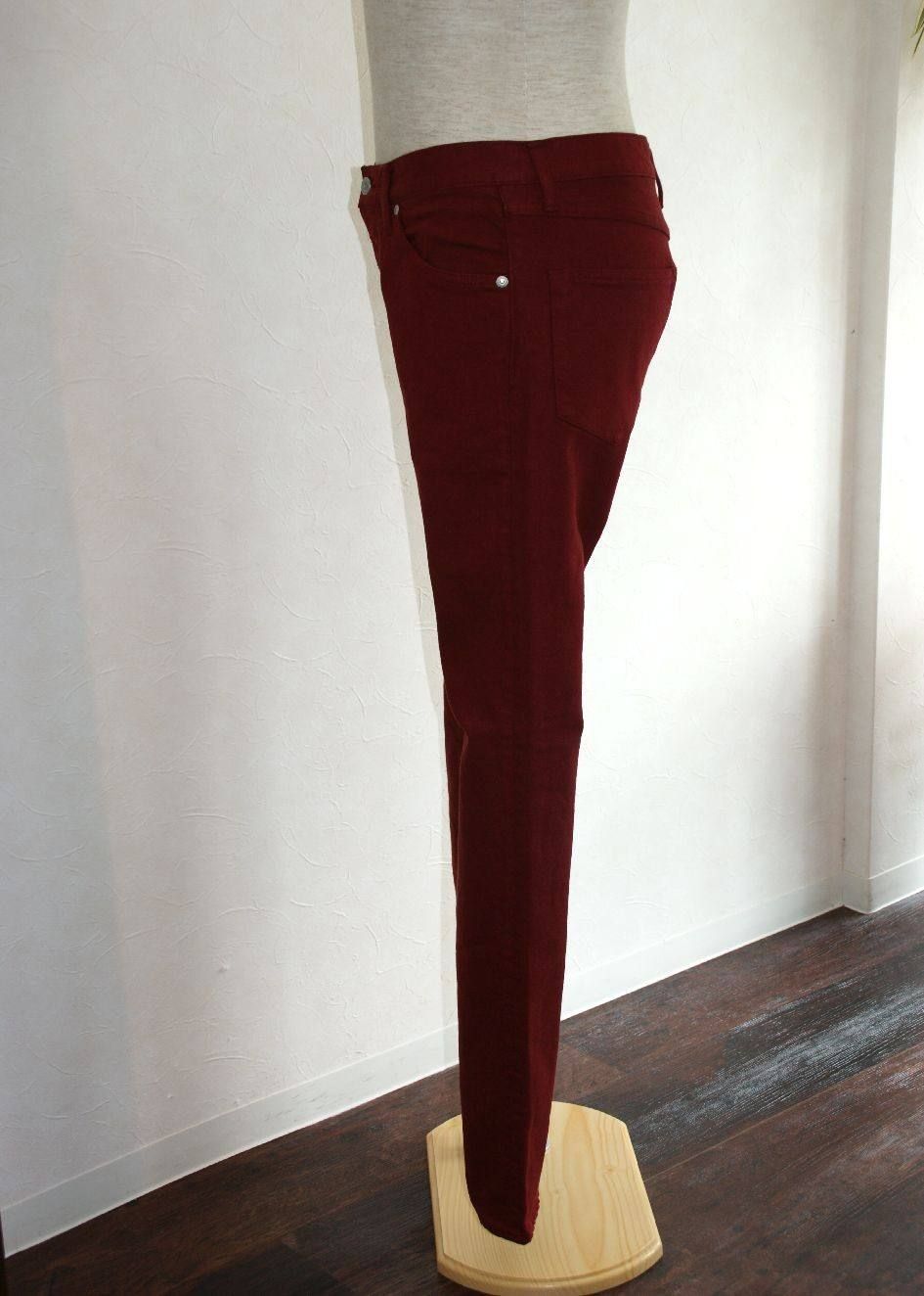 TARANTVLA  RED