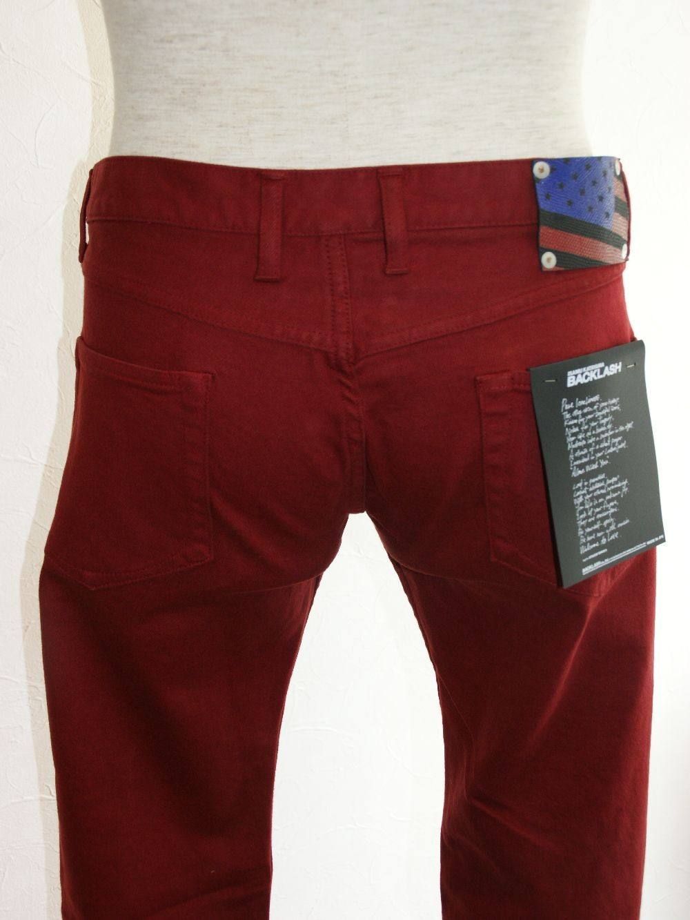 TARANTVLA  RED