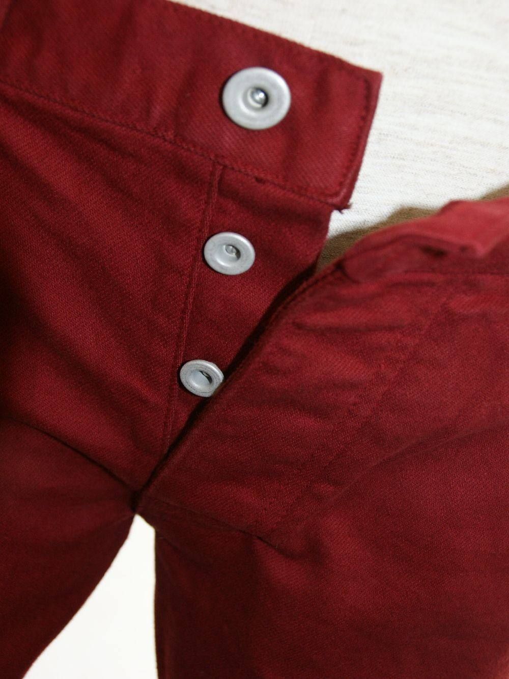 TARANTVLA  RED
