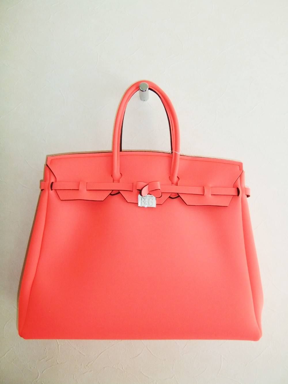 BAG WEEKENDER //LYCRA (GRANATINA)