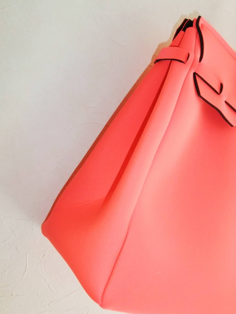 BAG WEEKENDER //LYCRA (GRANATINA)