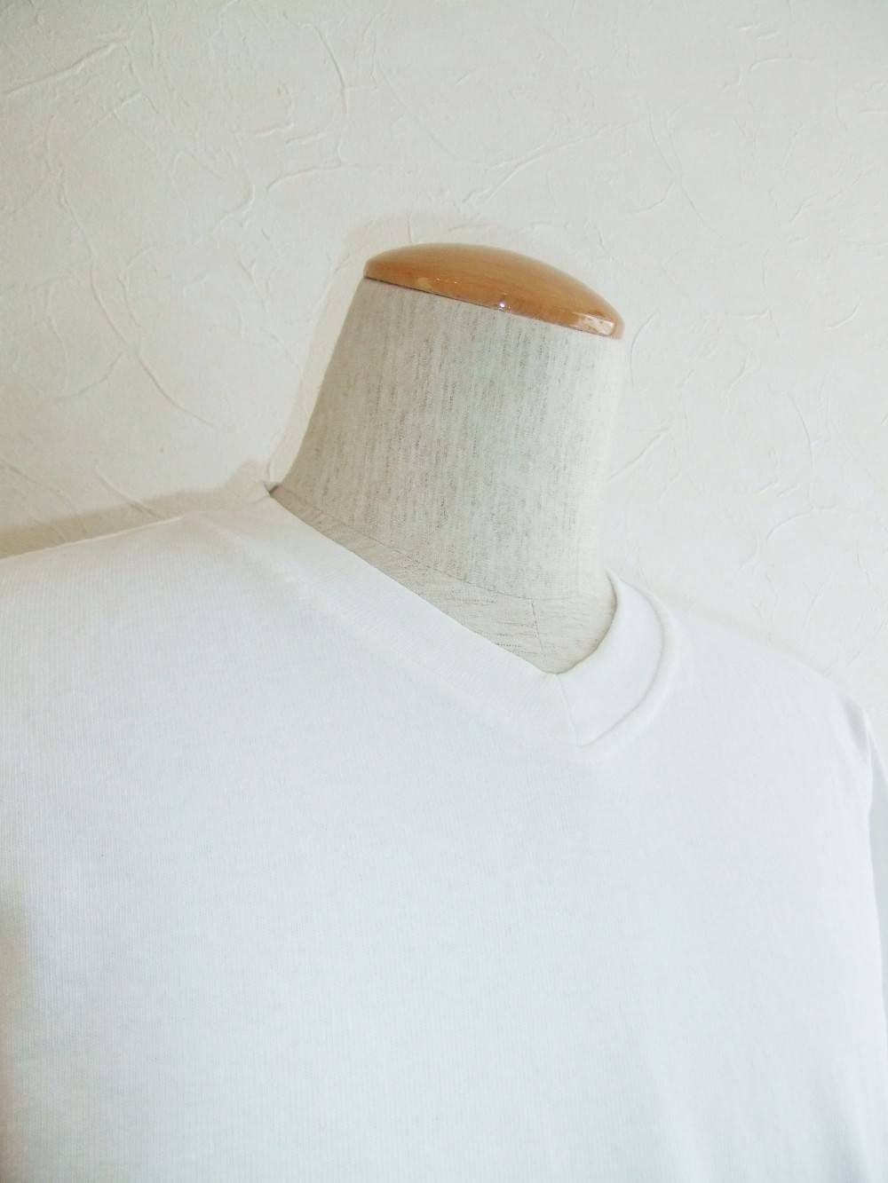 STONE ISLAND (ストーン アイランド)V-ネック コットン Tシャツ