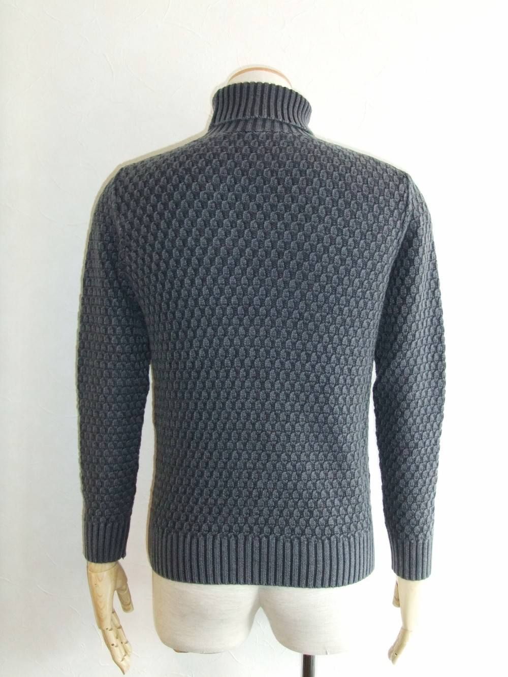TURTLENECK KNIT