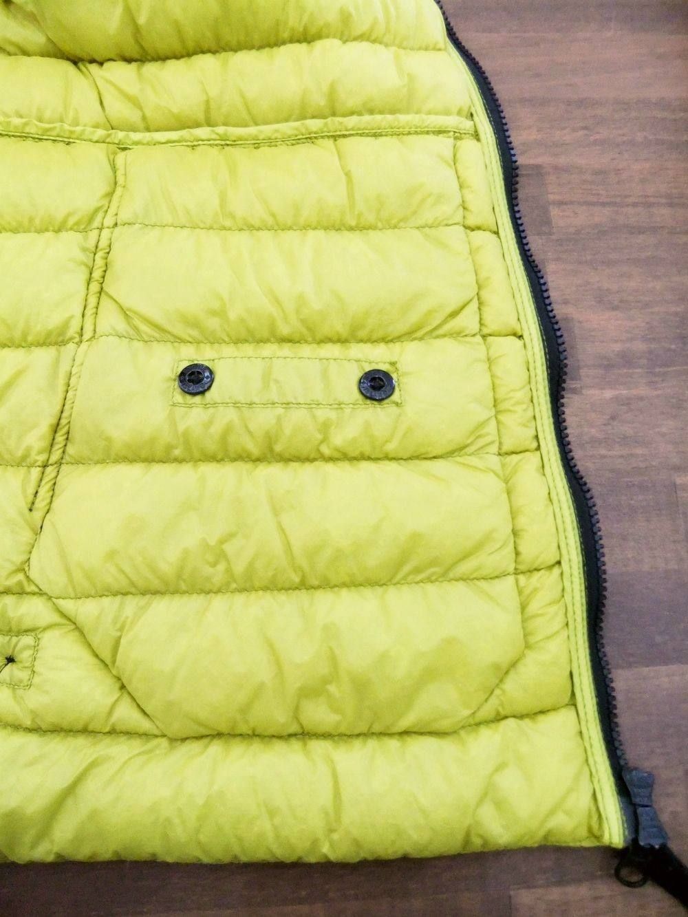 STONE ISLAND (ストーンアイランド) ダウンベスト イエロー