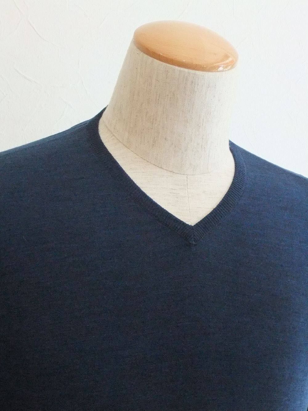 ウールV-NECK  (秋冬)