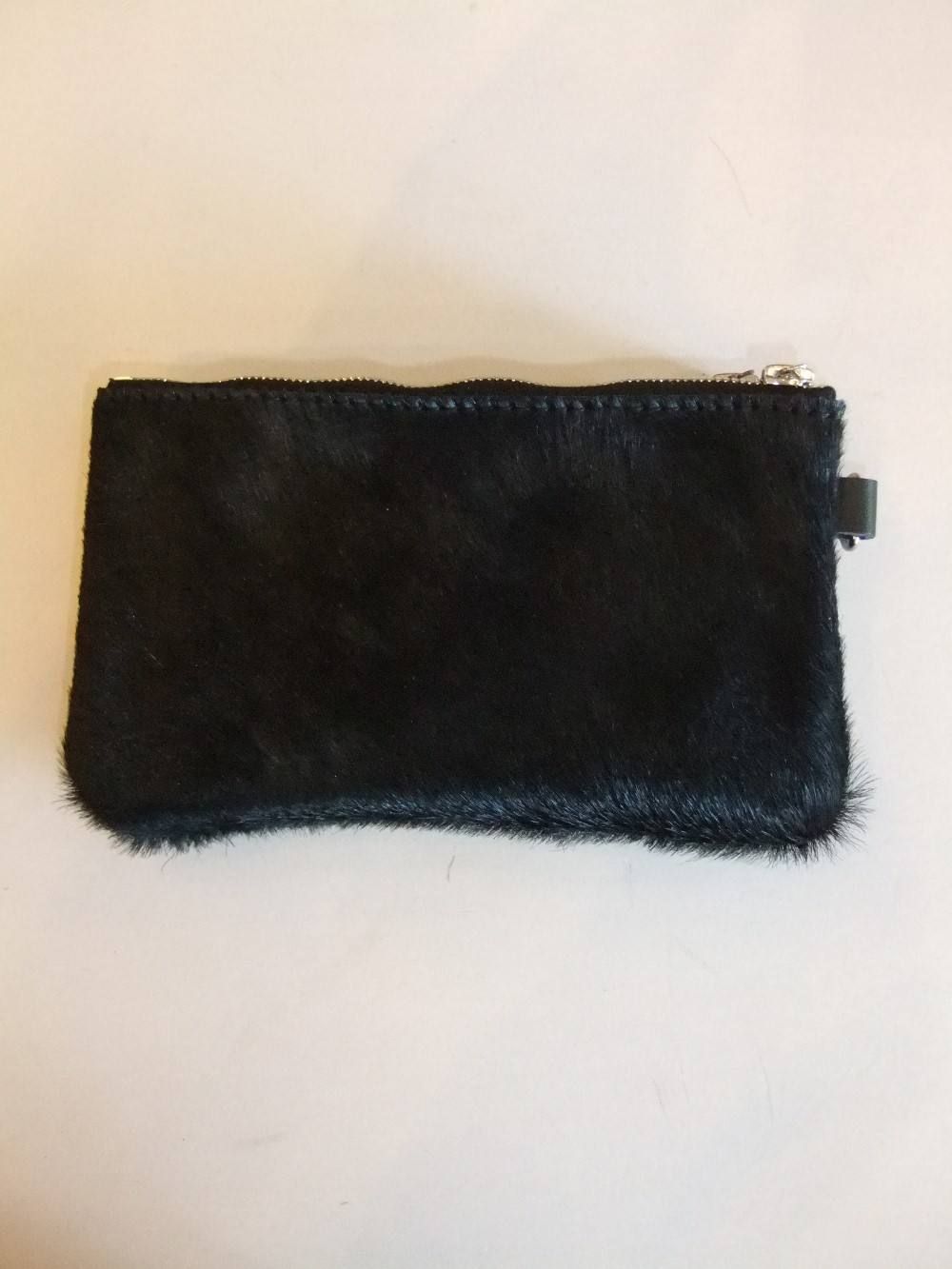 HAIR CARF POUCH