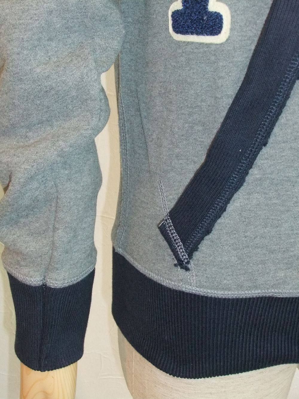 ZIPパーカー Grey