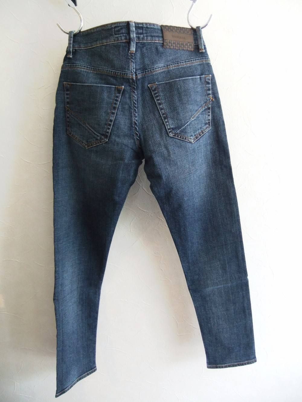 WASHED DENIM