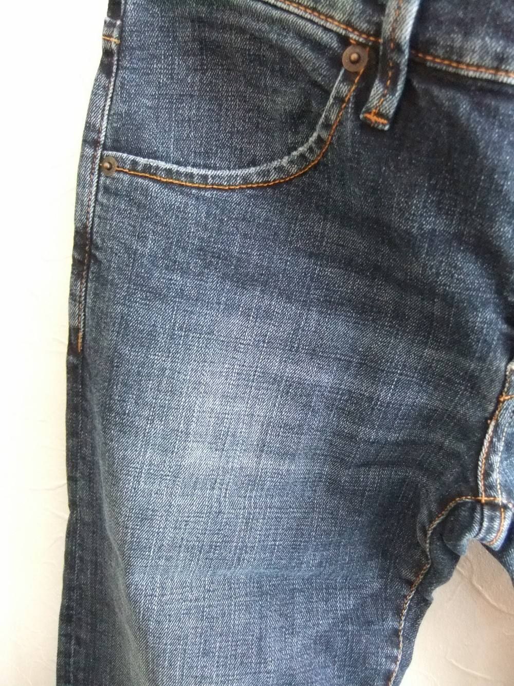 WASHED DENIM
