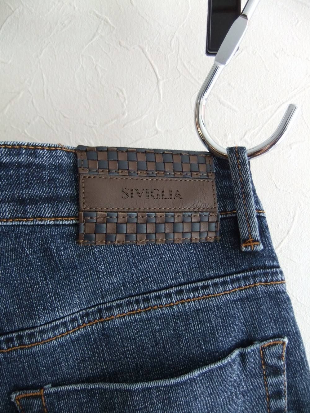 WASHED DENIM