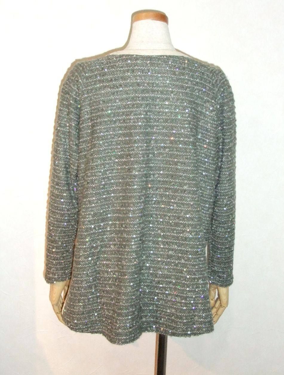 DUALE LAYERED RAGLAN TOP