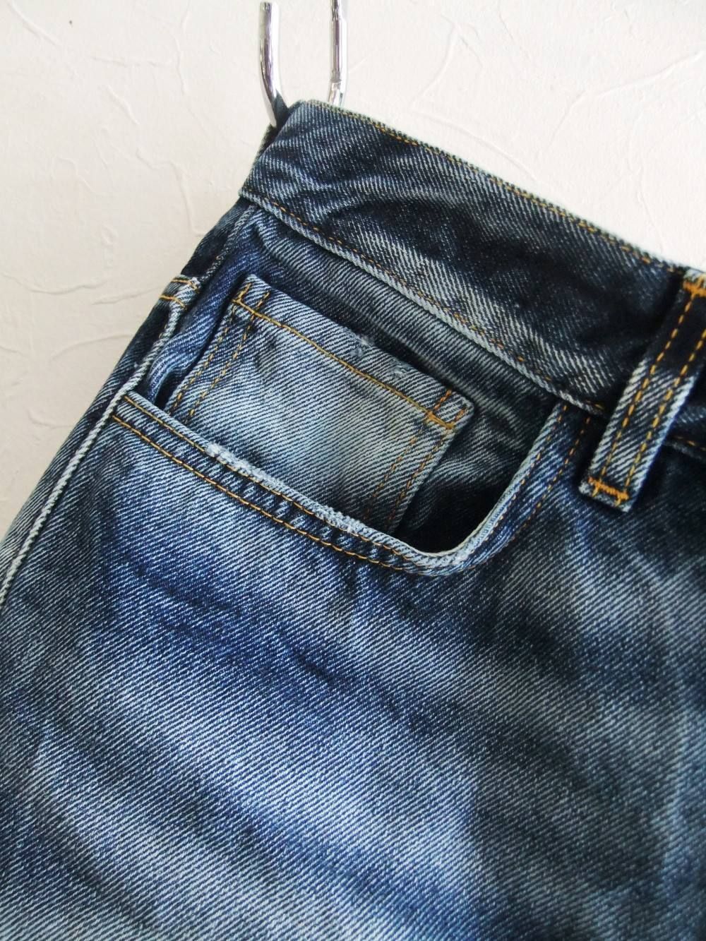 DAMAGE JEANS