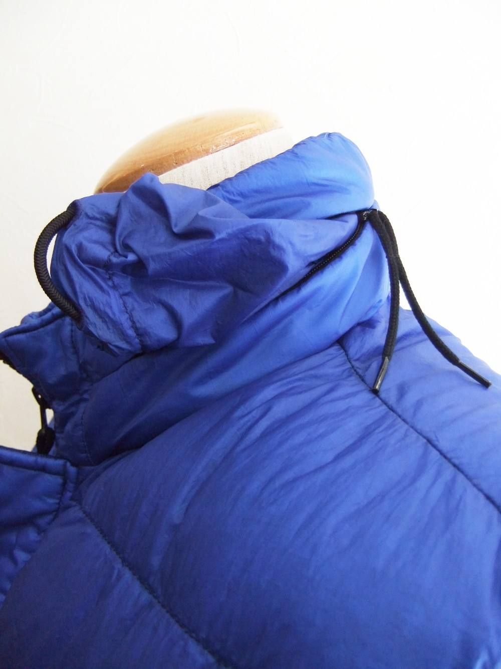 STONE ISLAND (ストーンアイランド) ダウン ベスト