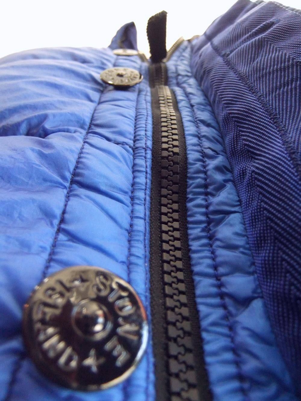 STONE ISLAND (ストーンアイランド) ダウン ベスト