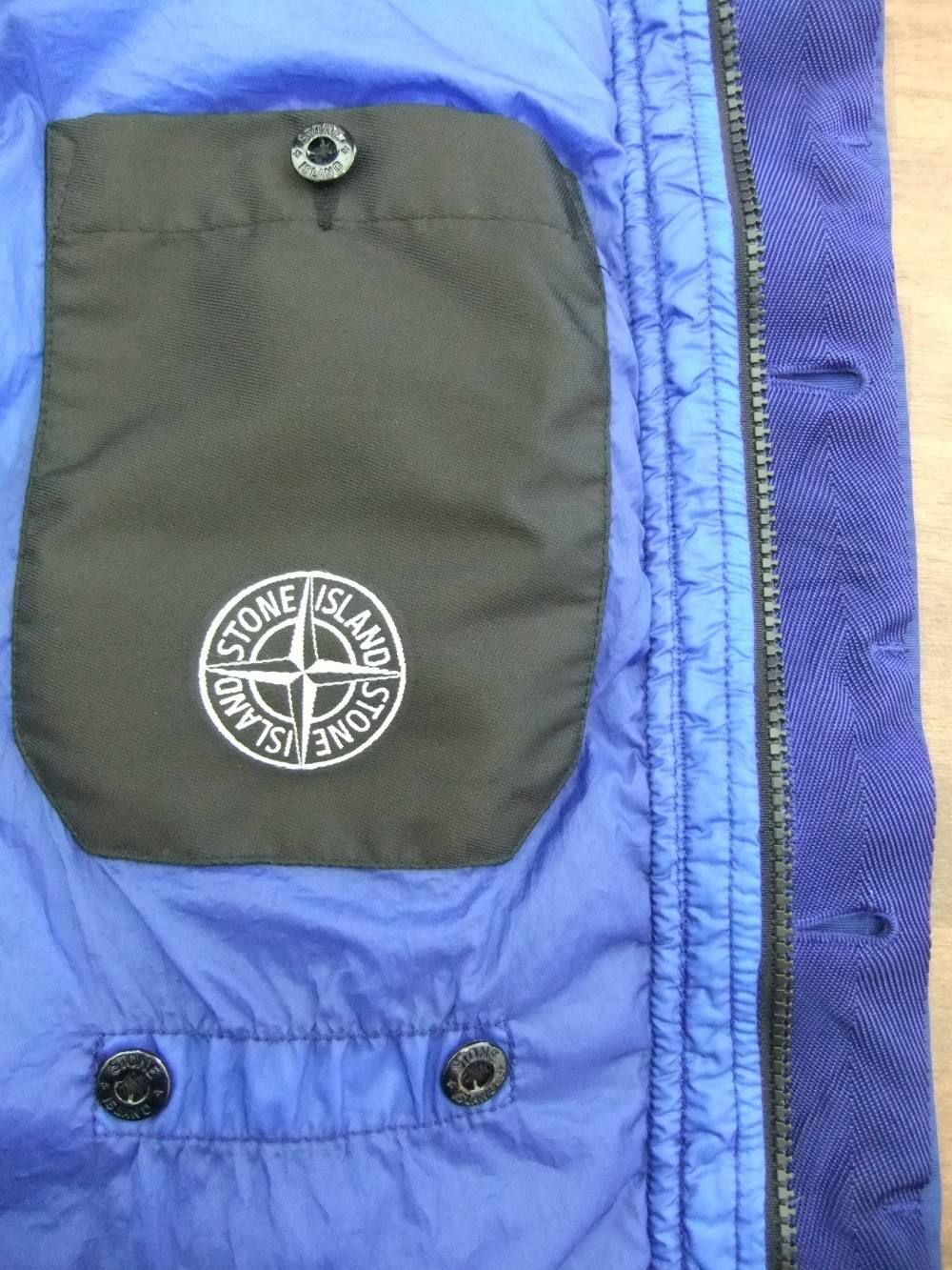 STONE ISLAND - STONE ISLAND (ストーンアイランド) ダウン STONE ISLAND - STONE ISLAND (ストーンアイランド) ダウン