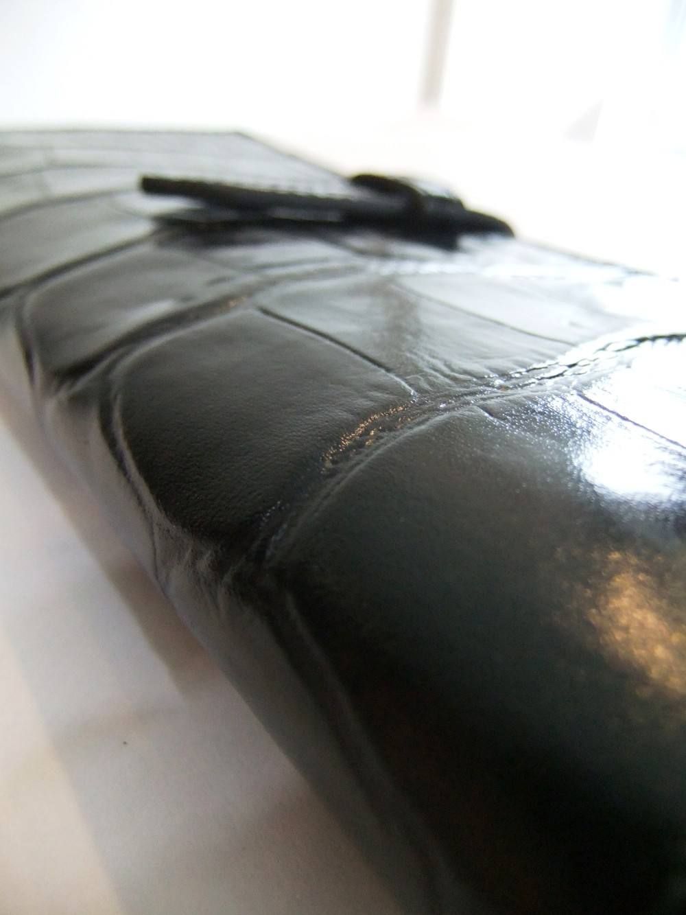 ELONGATED WALLET WITH TAB