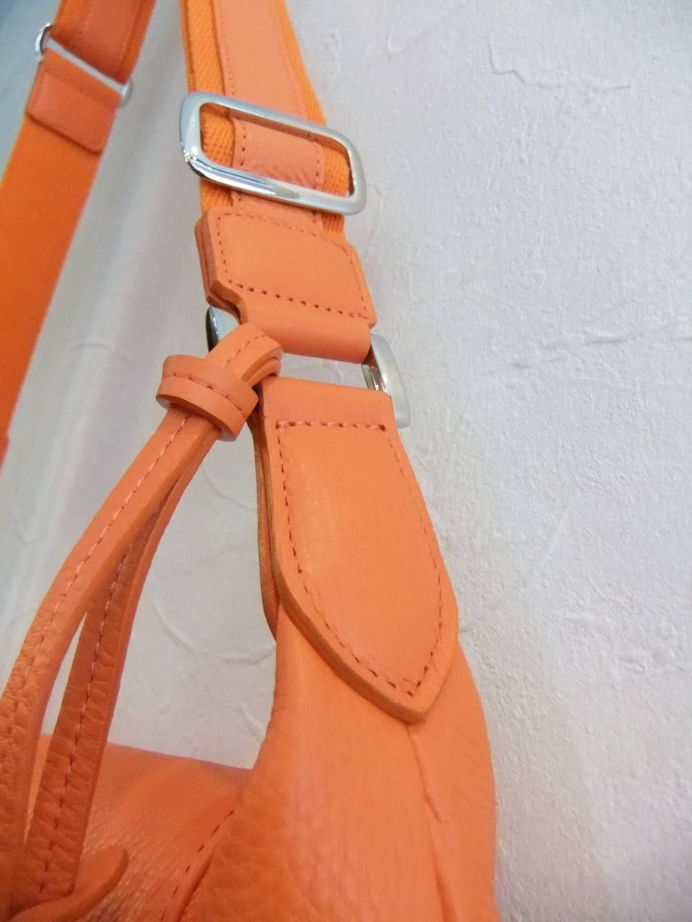 レザーミニ被せショルダーバッグ