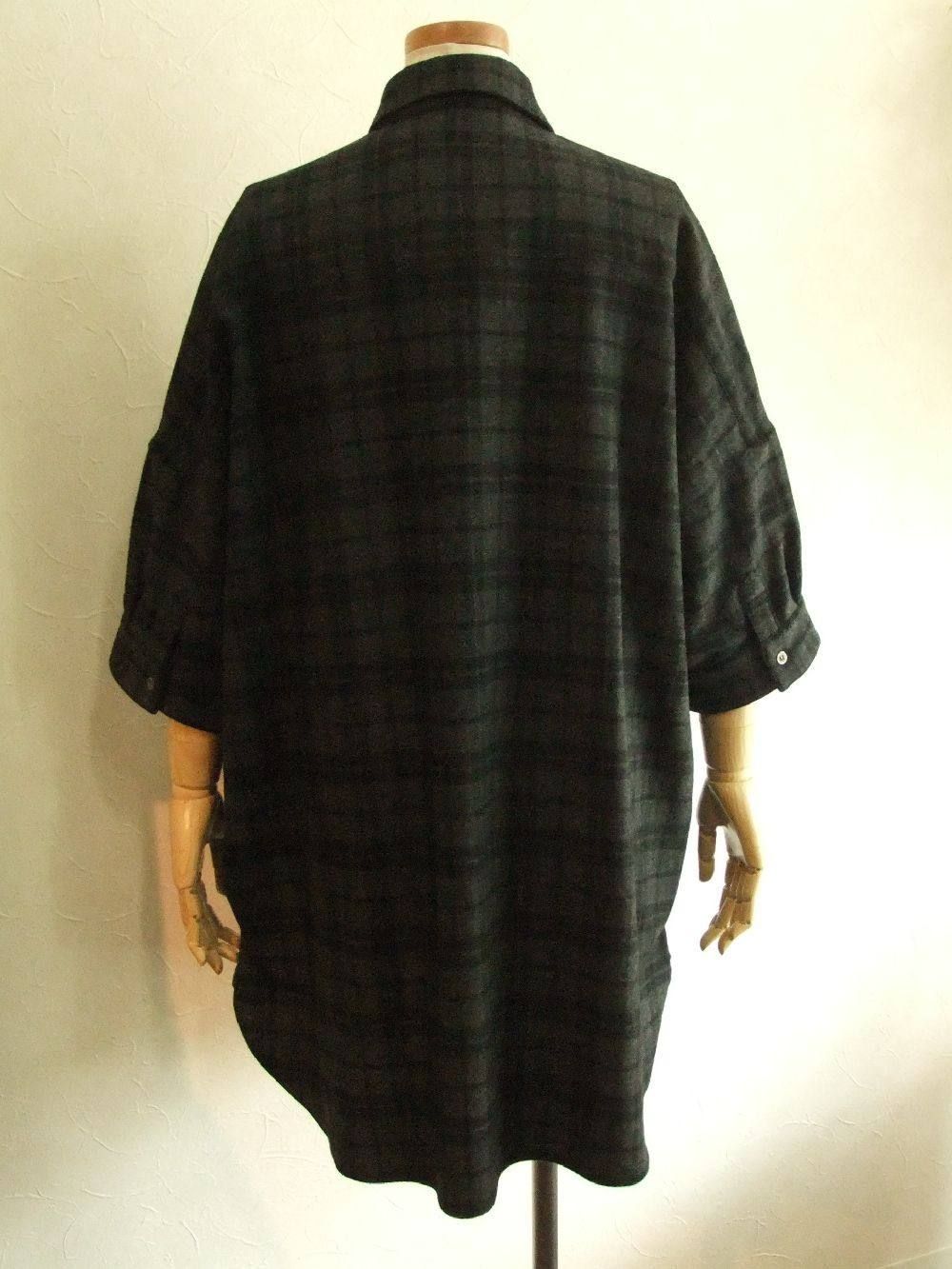 BIG SHIRT