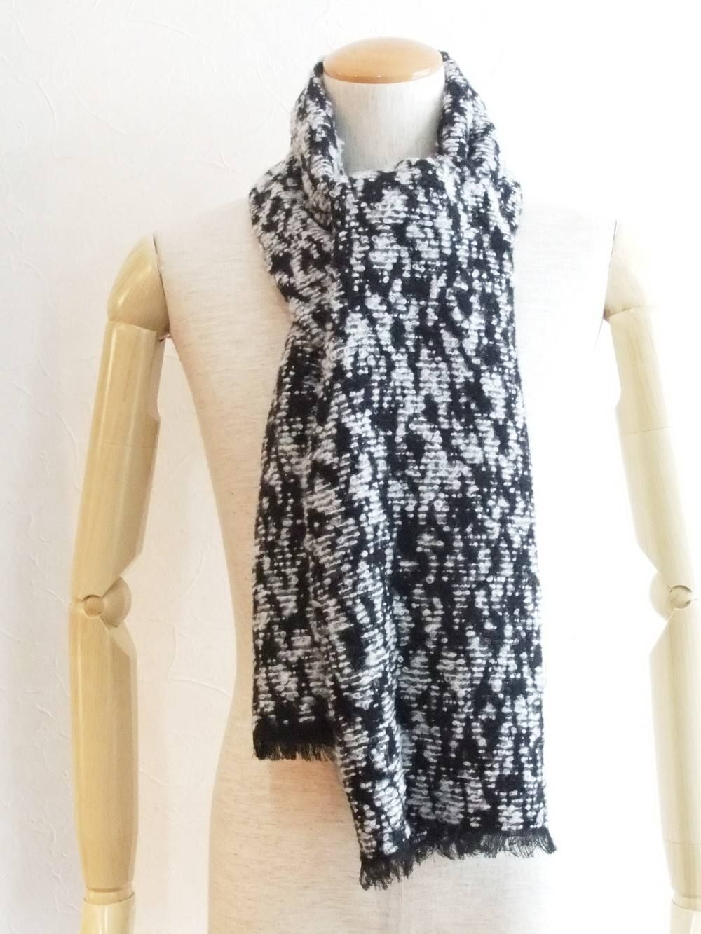 KNIT JACQUARD STOLE