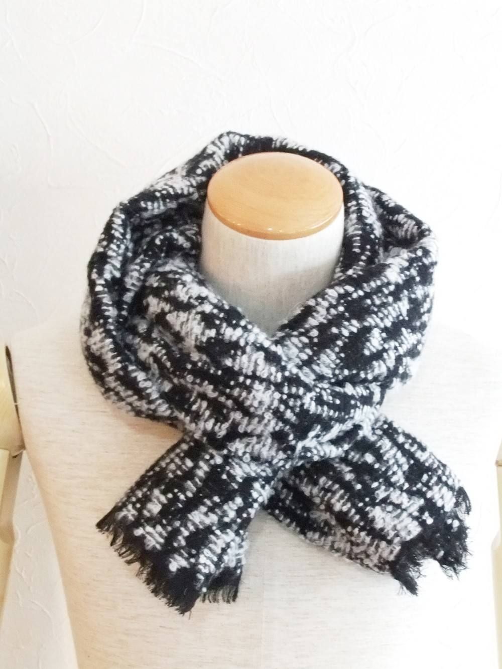 KNIT JACQUARD STOLE