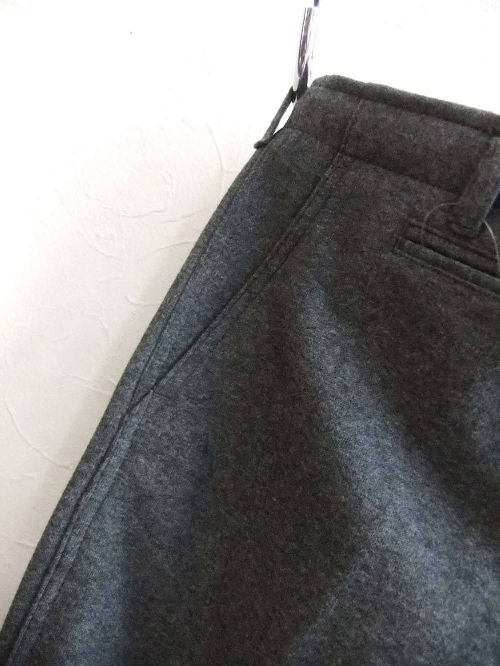 LARDINI (ラルディーニ) ウール パンツ