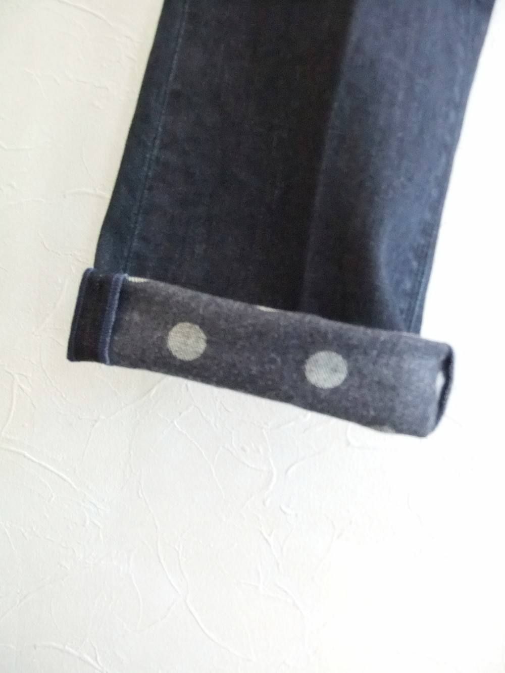 EXCLUSIVE COLOUR DOTS INSIDE PRINTED STRETCH DENIM(ストレッチデニム)