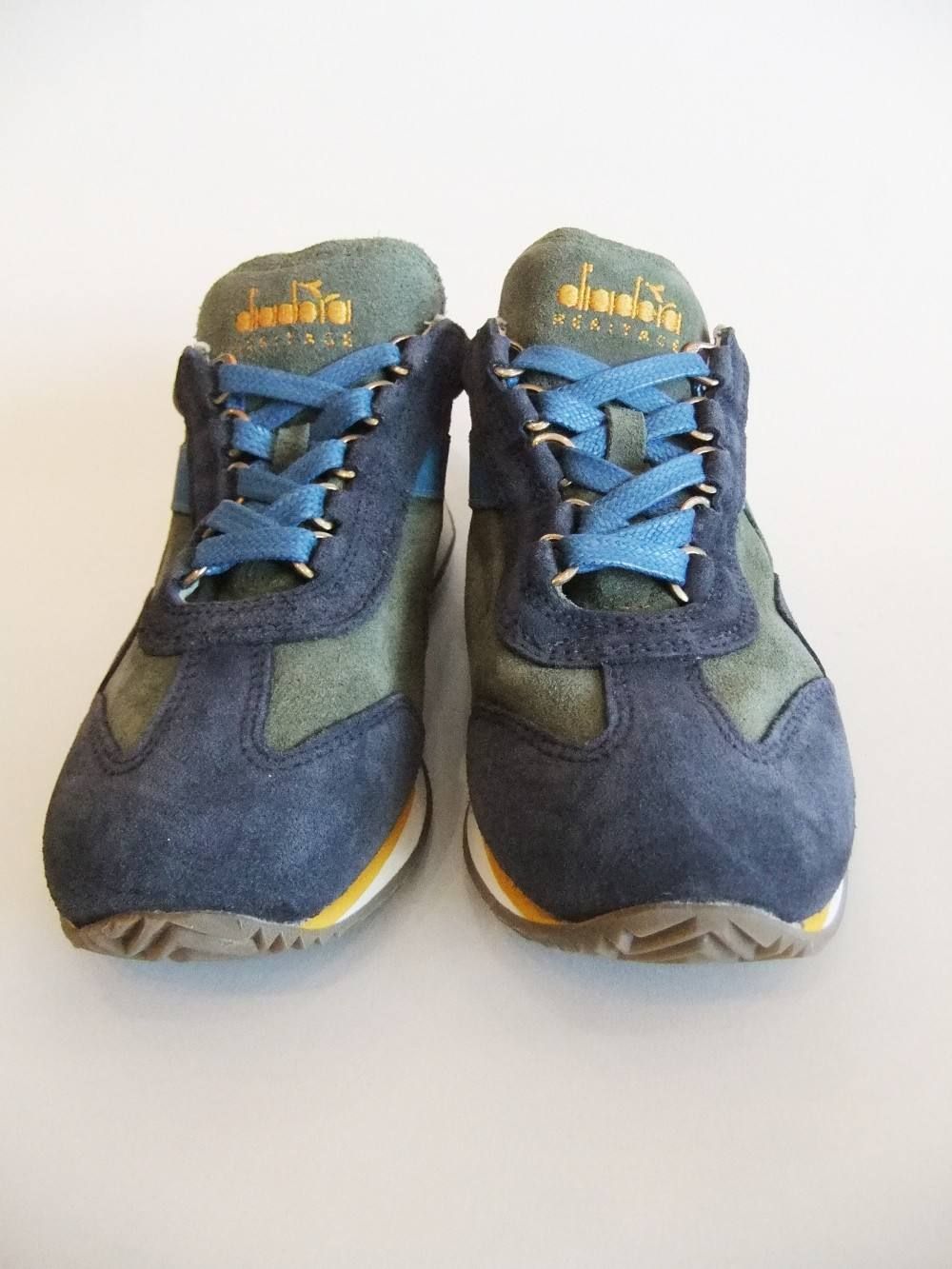diadora (ディアドラ) レザー スニーカー ネイビー × カーキ