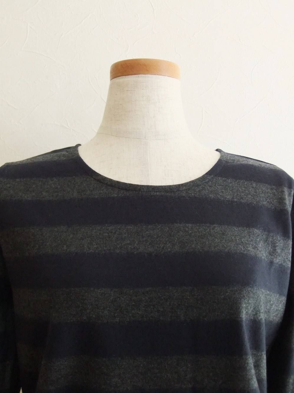 FUR CUFFS BORDER PULLOVER