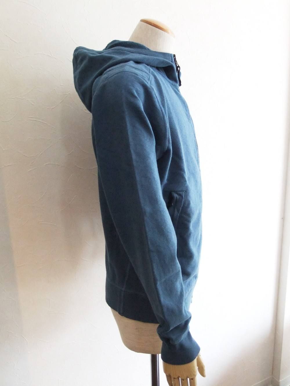 STONE ISLAND (ストーンアイランド) スウエット パーカー