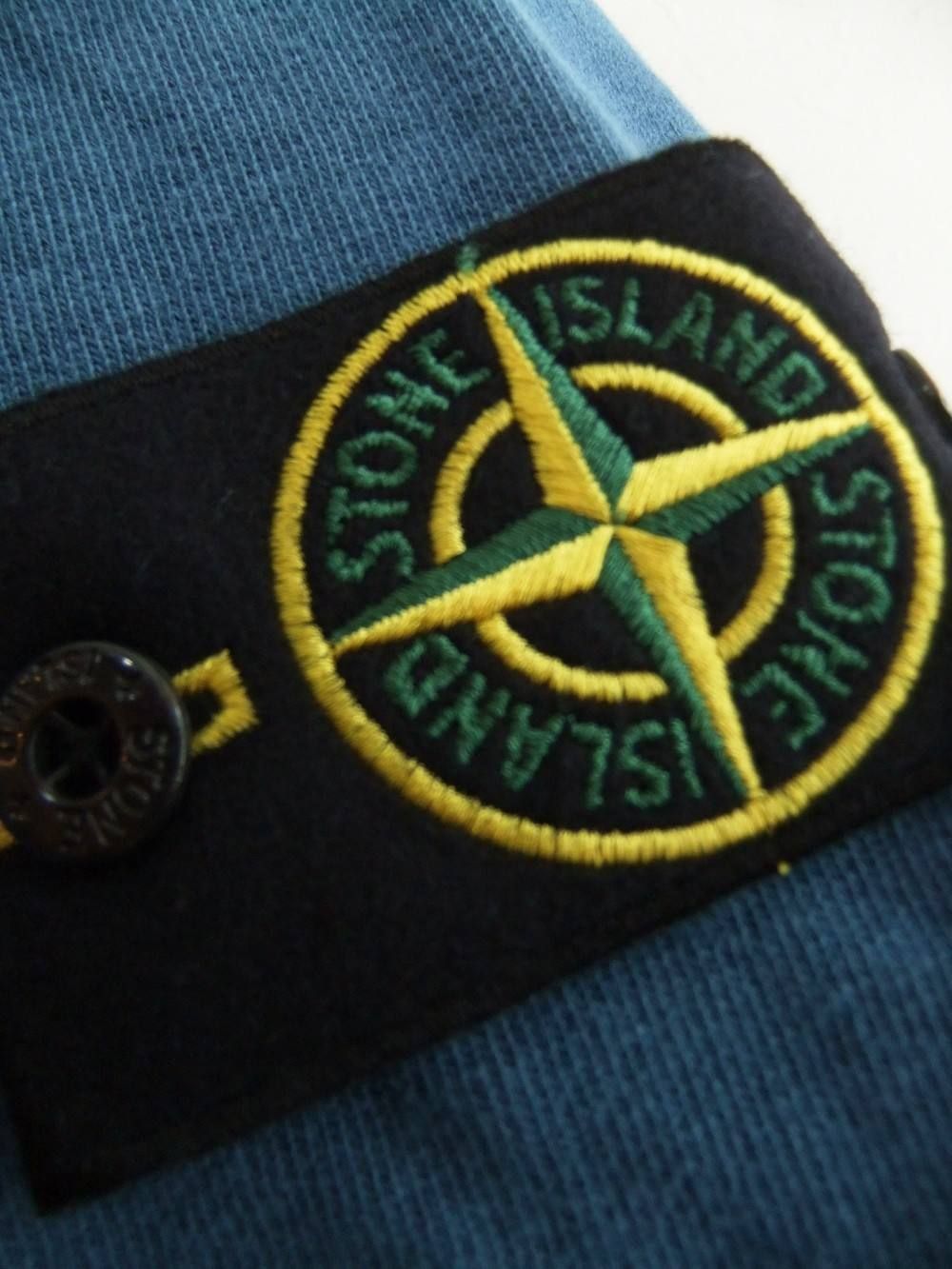 STONE ISLAND (ストーンアイランド) スウエット パーカー