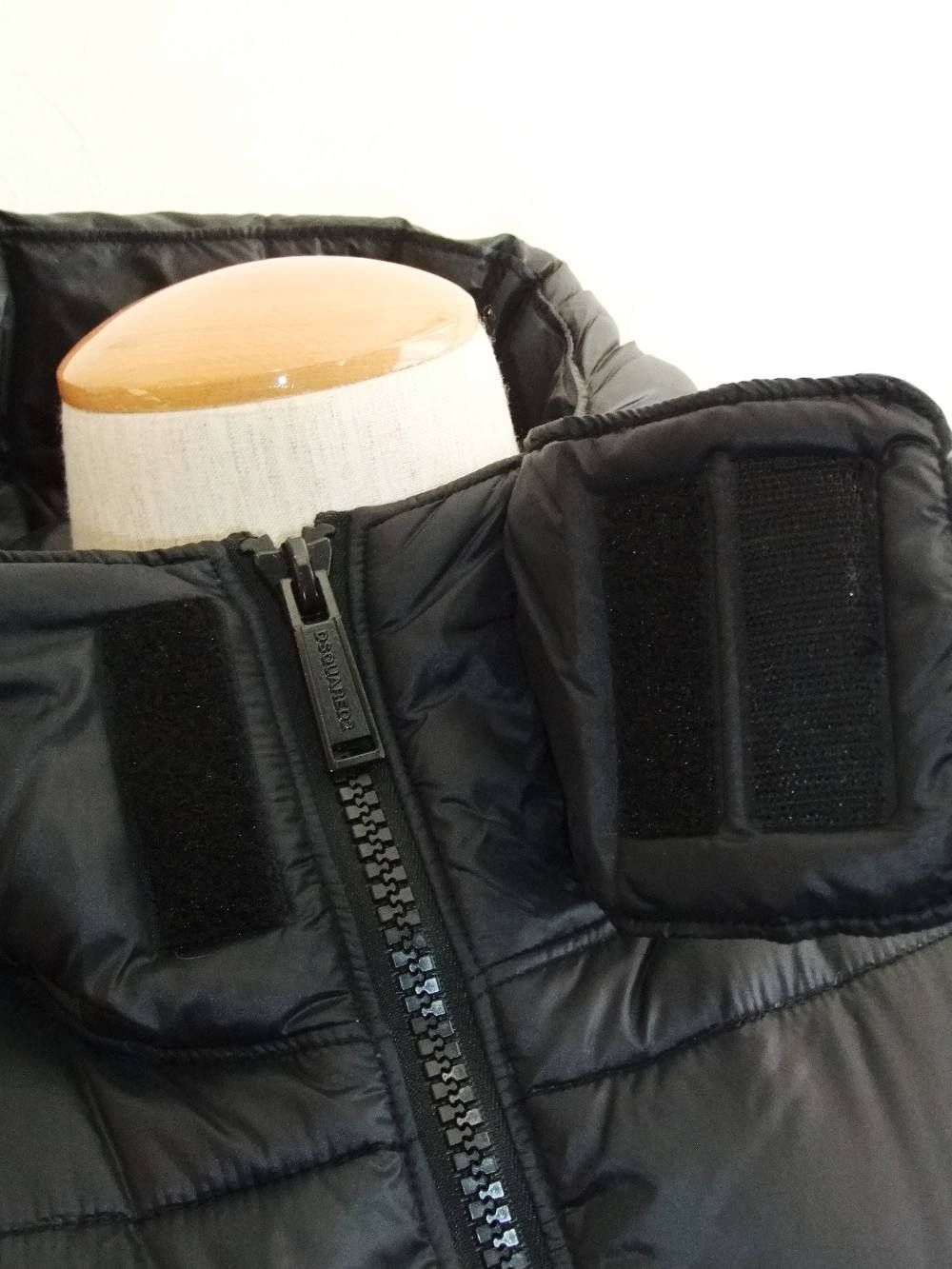 DOWN VEST