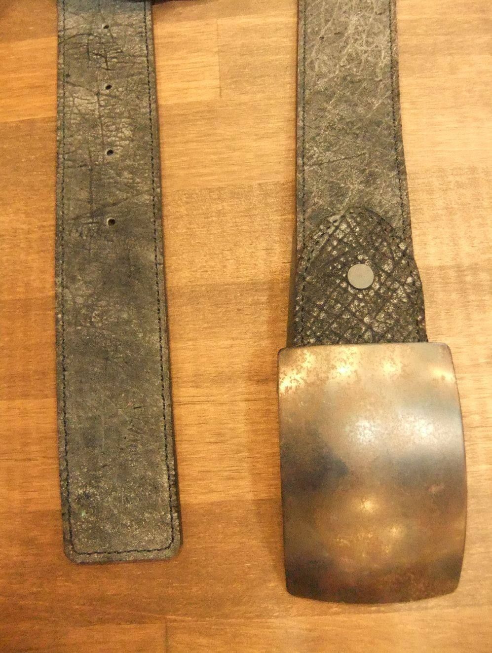 HIPPO Leather カバ墨染めバックルベルト404-01