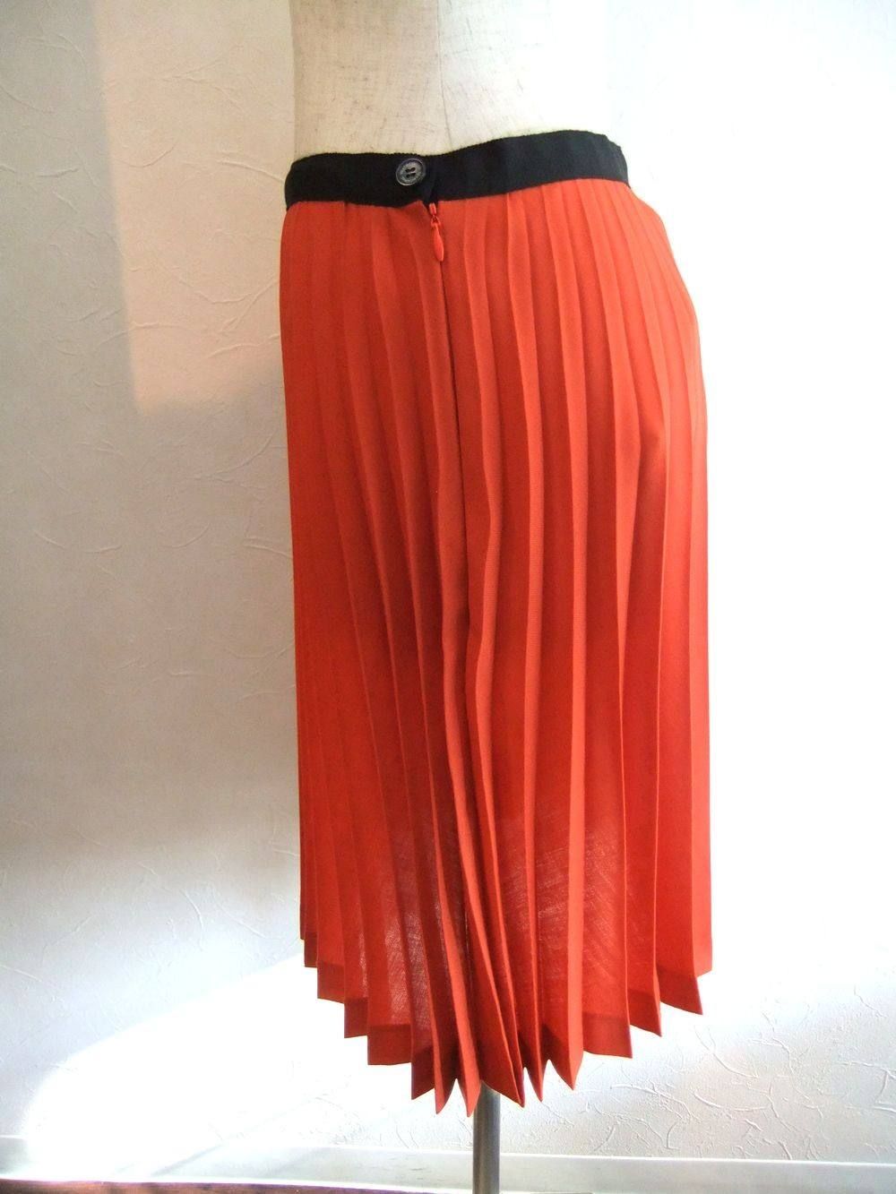 ACCORDION PLEATED SKIRT