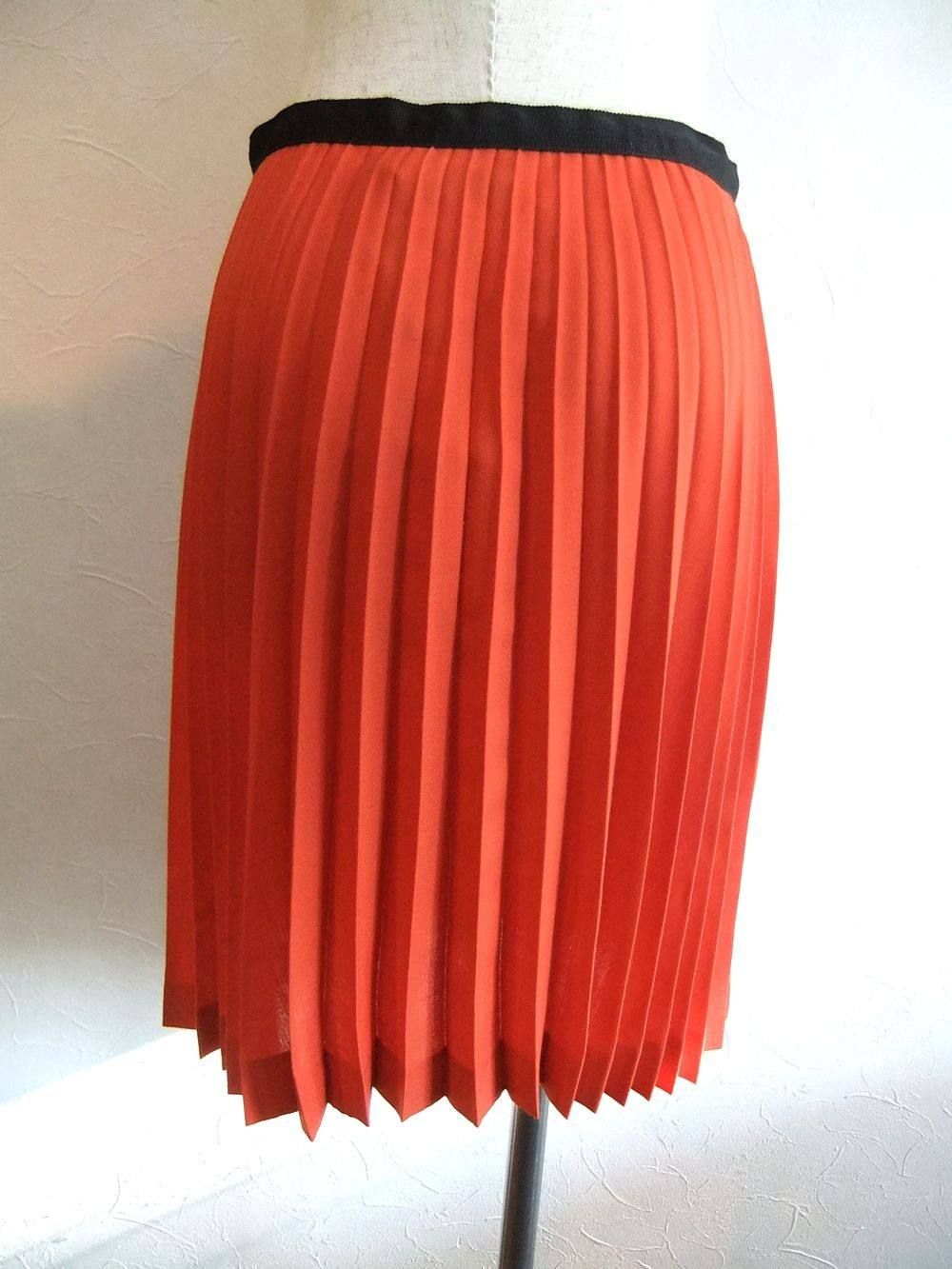 ACCORDION PLEATED SKIRT