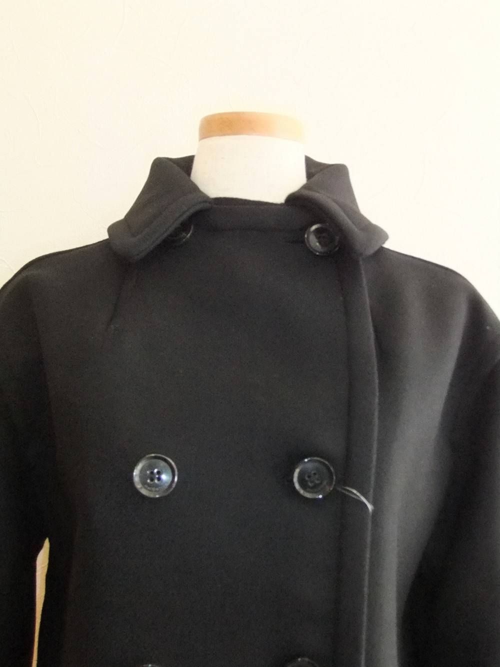 P COAT (BLACK)