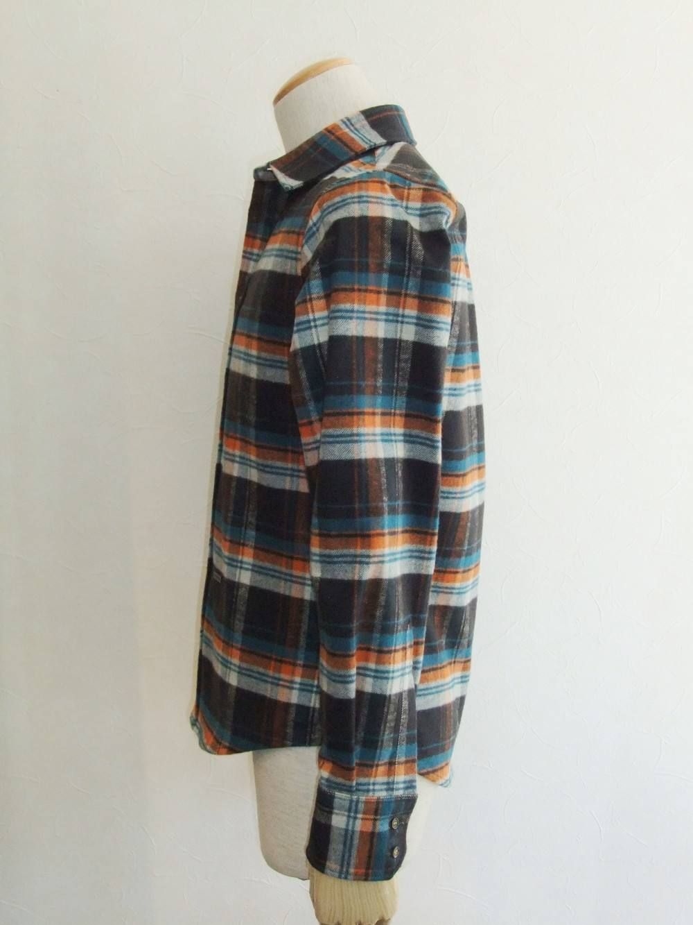 CHECK SHIRT