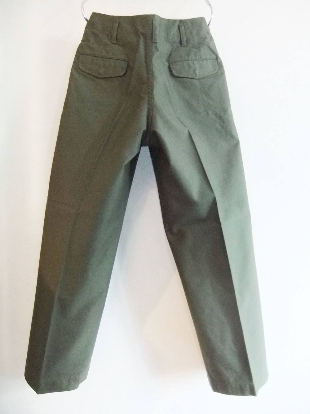 BACK SATIN WIDE PANTS