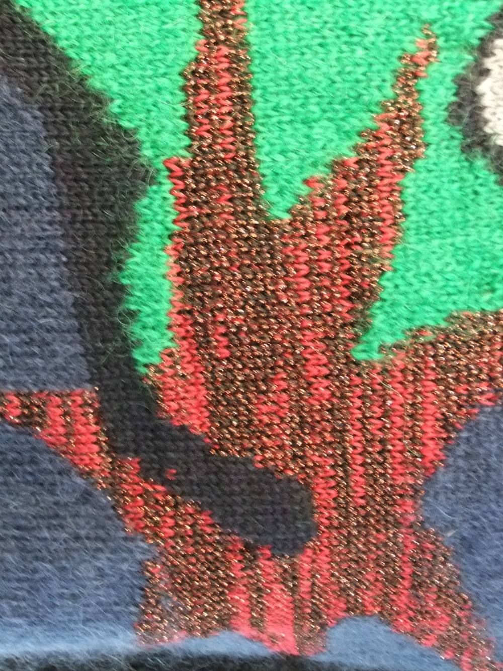 KNIT SWEATER