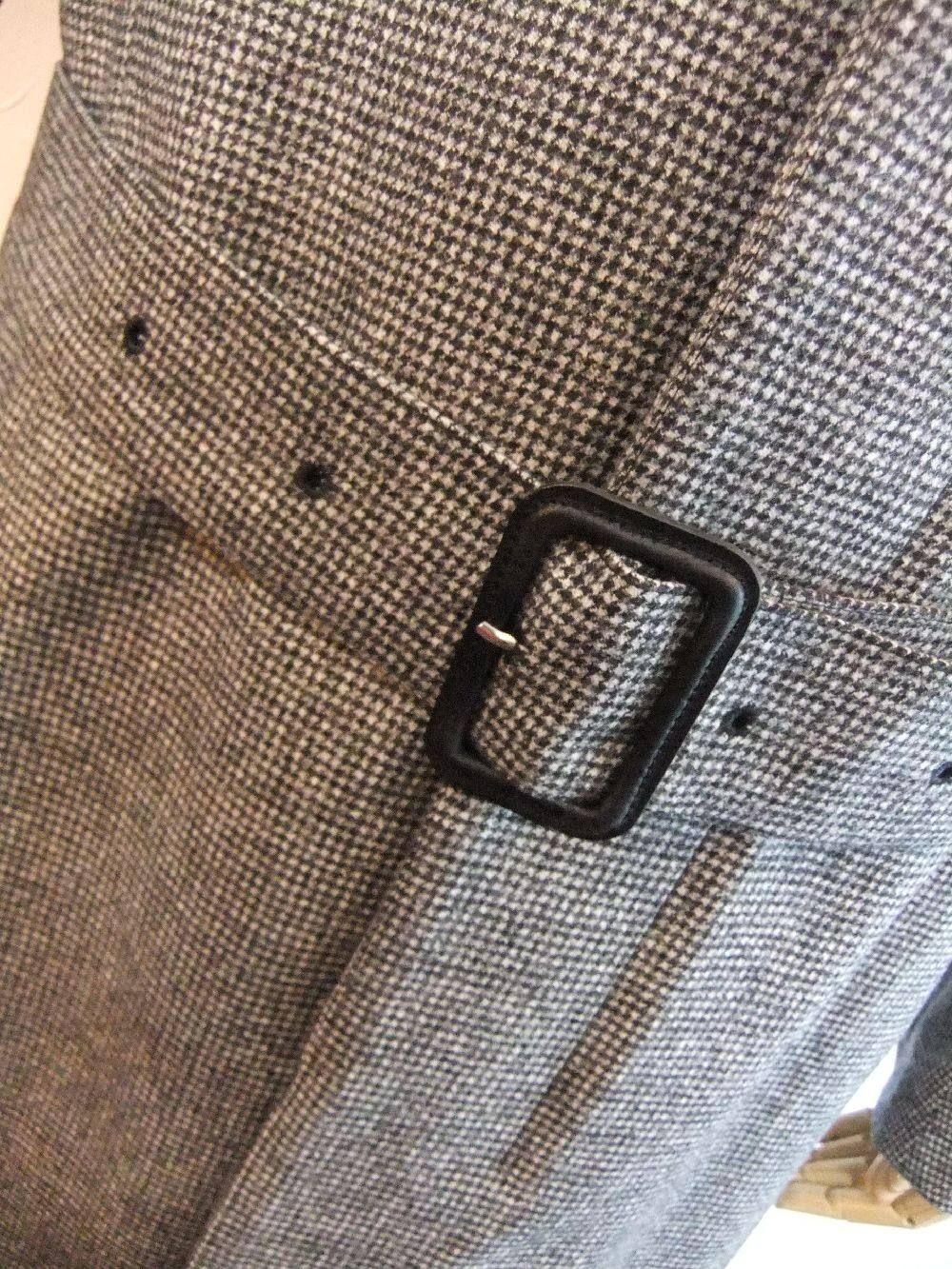 DOWN FIELD   DOGTOOTH