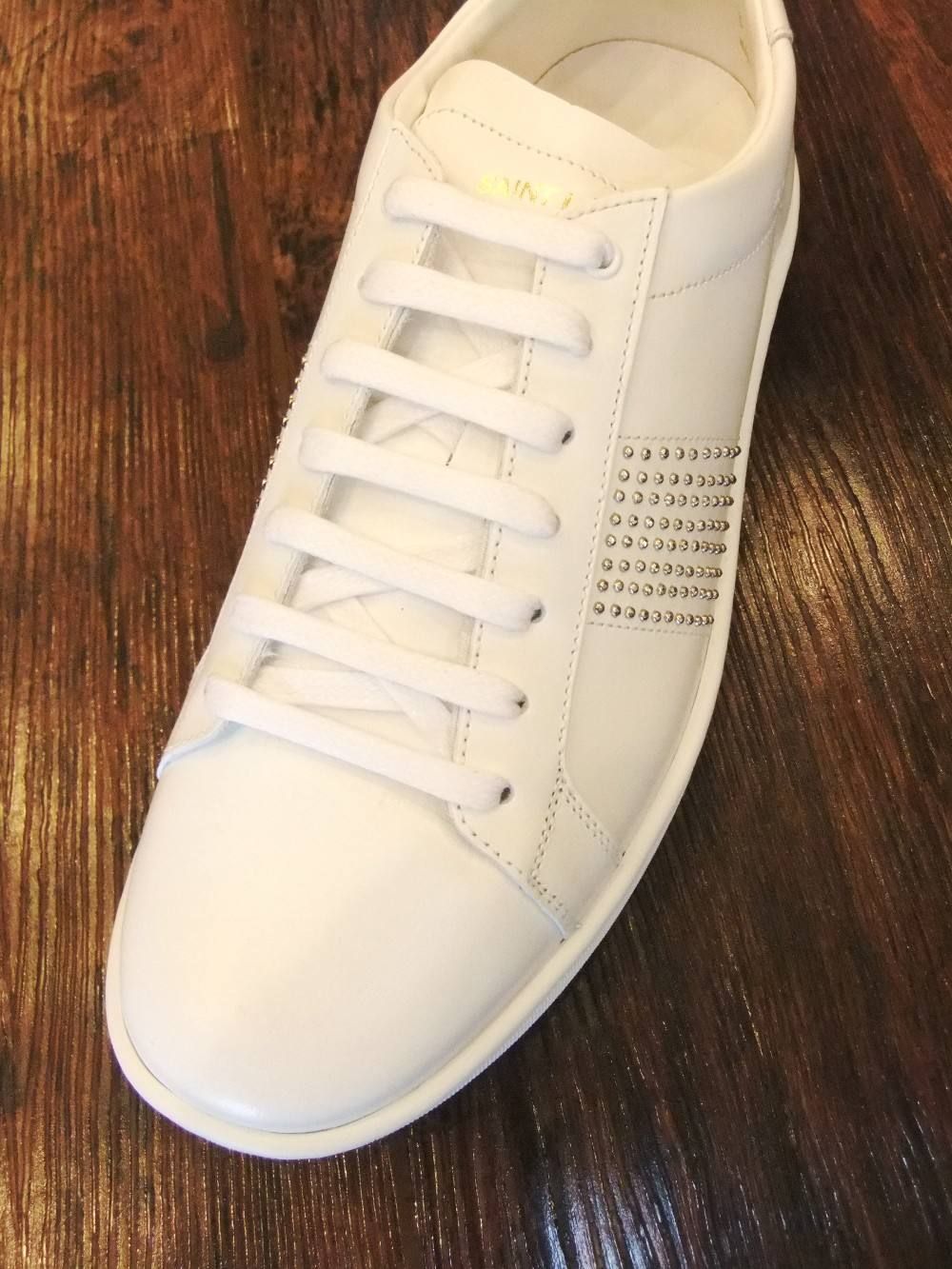 COURT CLASSIC スニーカー