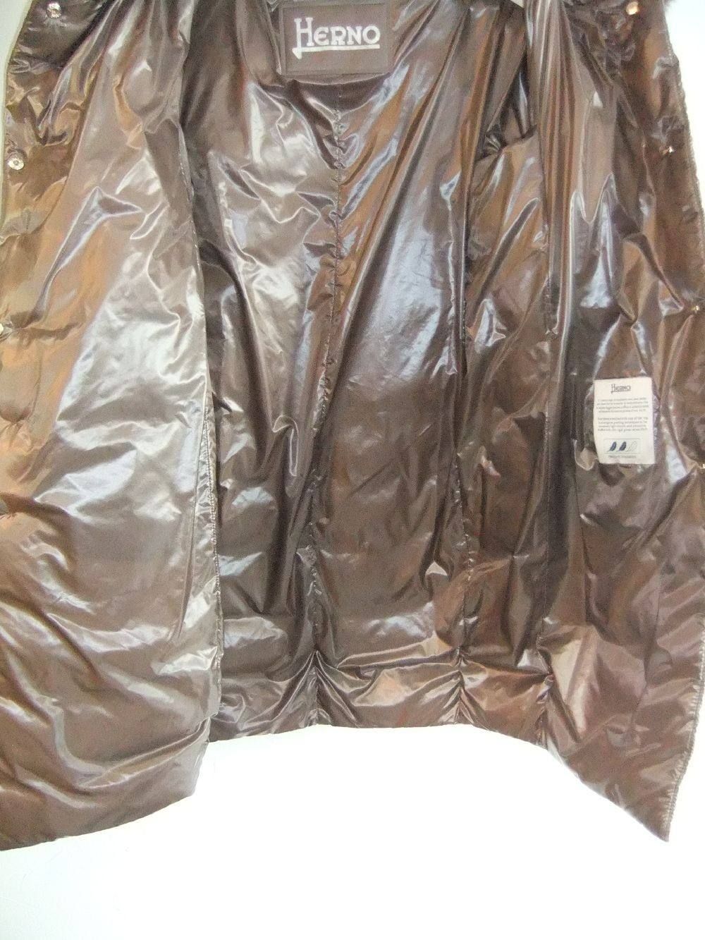 DOWN COAT