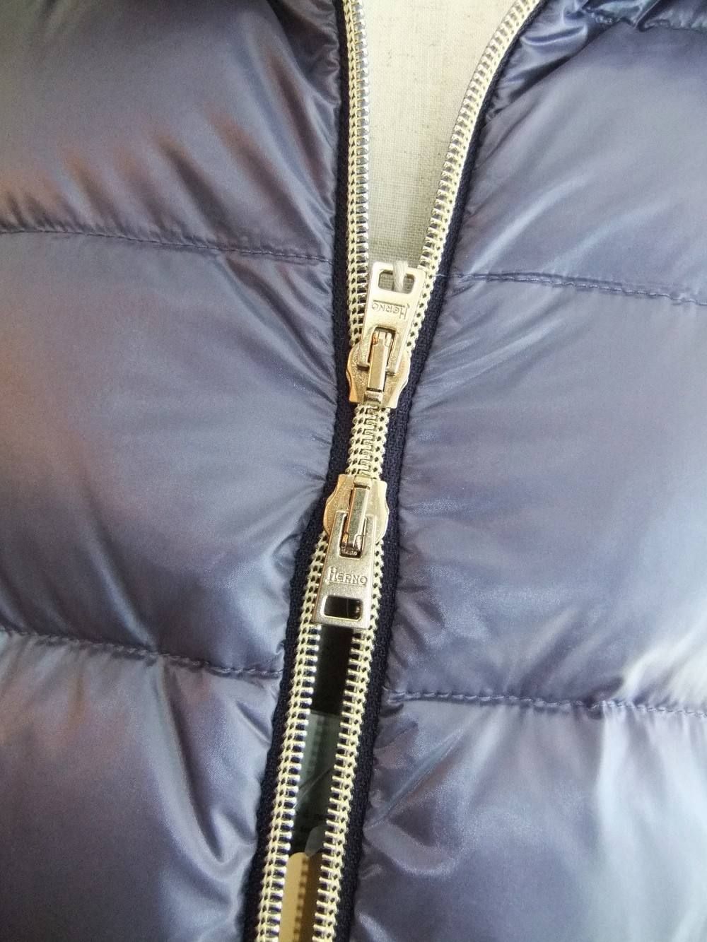 DOWN COAT