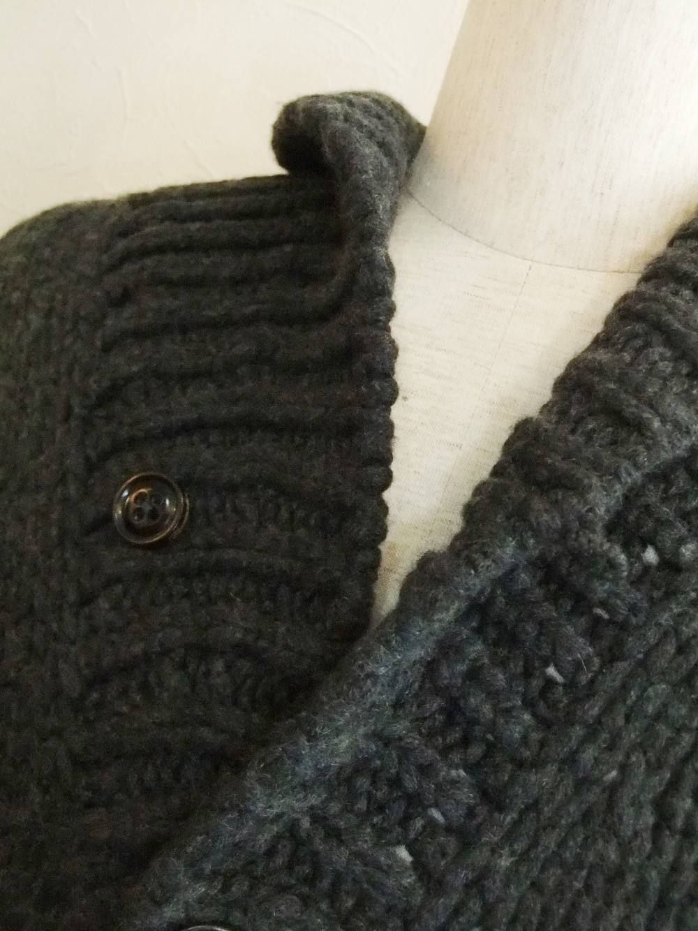 KNIT CARDIGAN