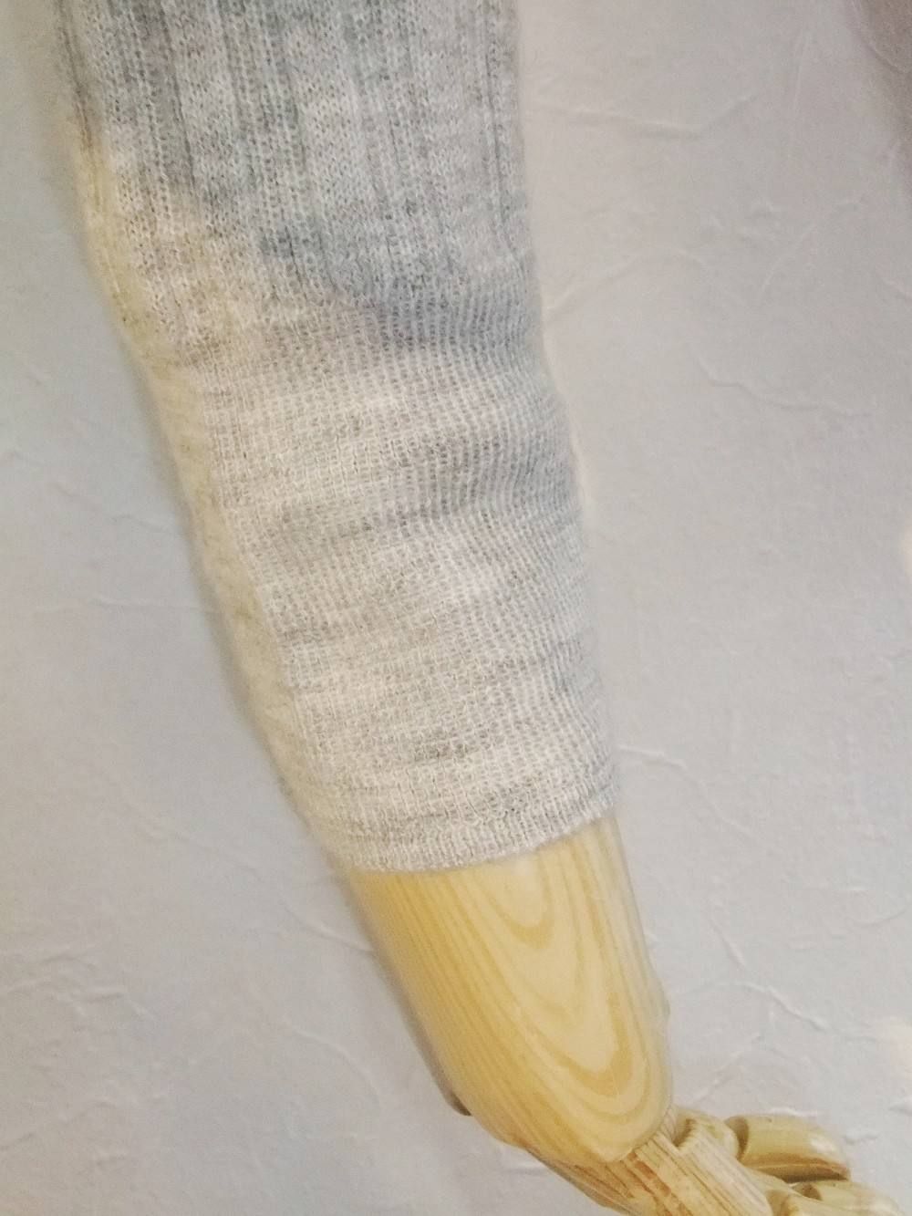CASHMERE TURTLE NECK KNIT