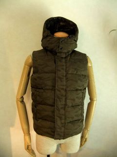 camoダウンベスト