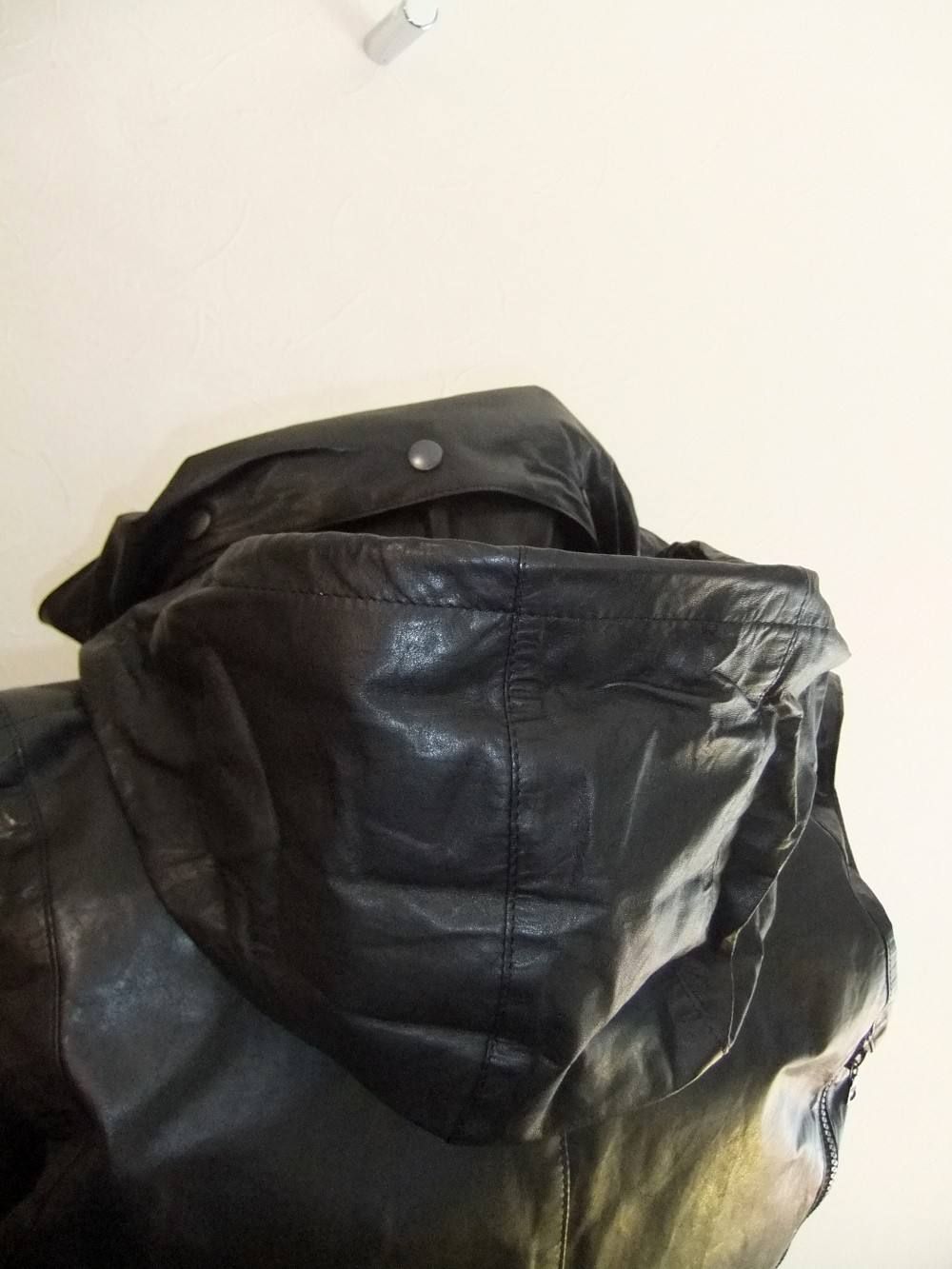 Kangaroo Leather + White Goose Detached Down Vest