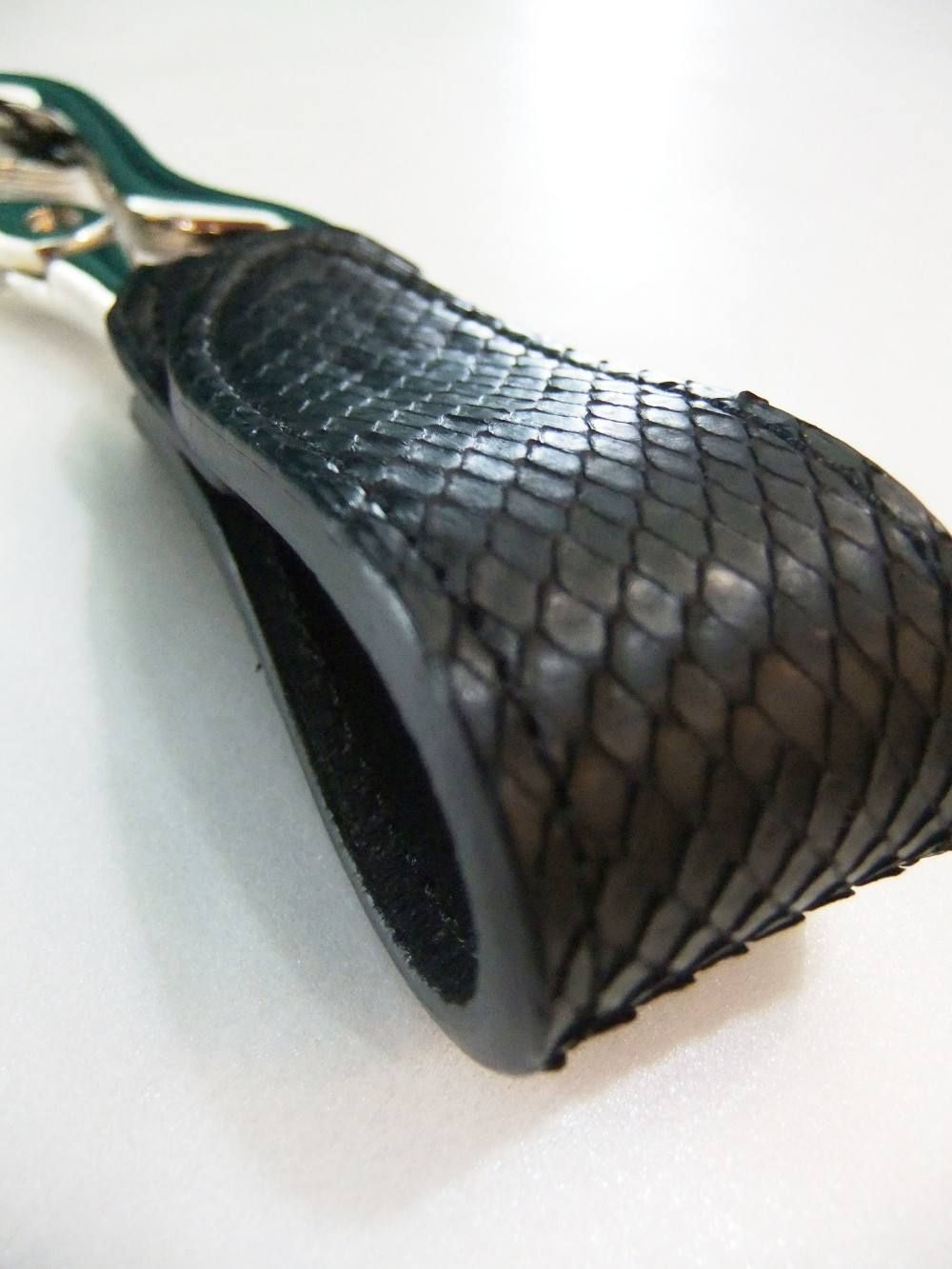 KEY TO  A SAFE (BLACK)