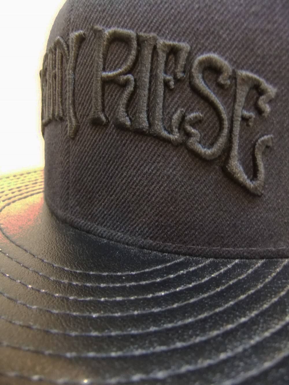 LOGAN RIESE × ISAMUKATAYAMA BACKLASH コラボ CAP(BK)